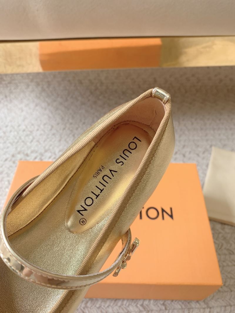 Louis Vuitton Flat Shoes